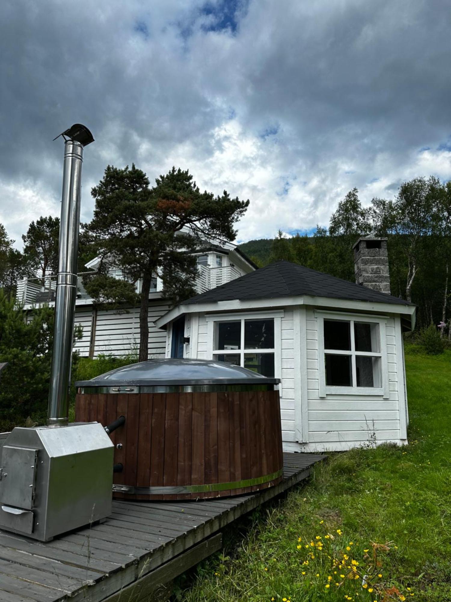The Emerald Coast Cabin Grov Exterior photo